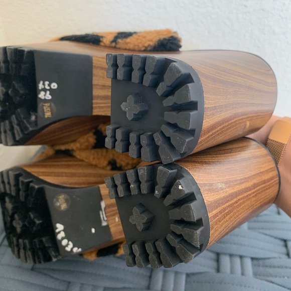 Jessica Simpson Fuzzy Animal Print Mules - Picture 5 of 11